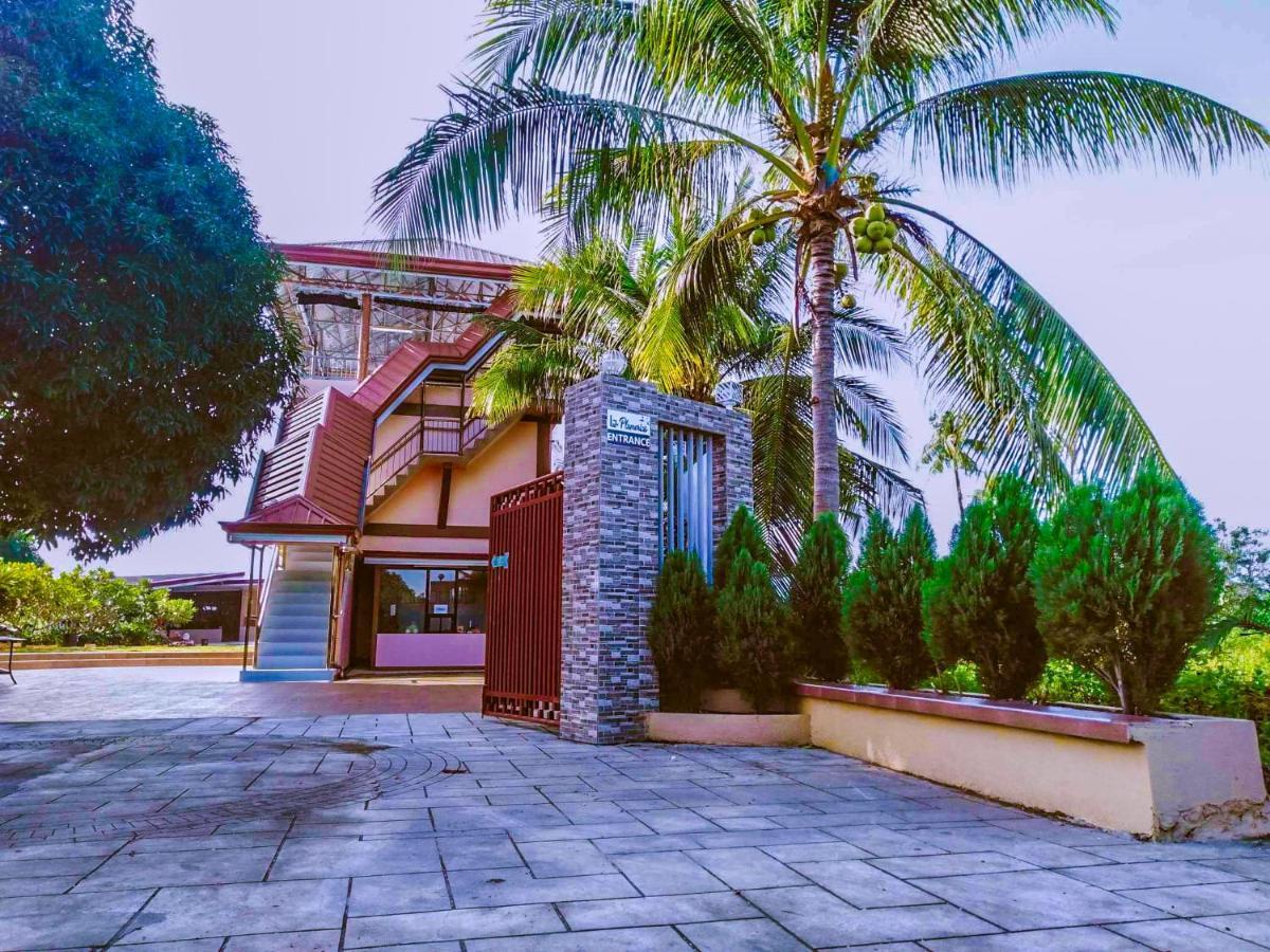 La Plumerias Moalboal Exterior foto