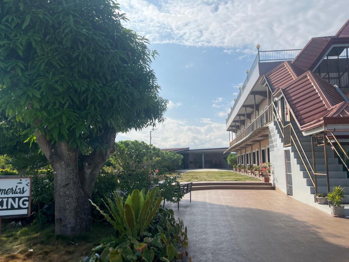 La Plumerias Moalboal Exterior foto
