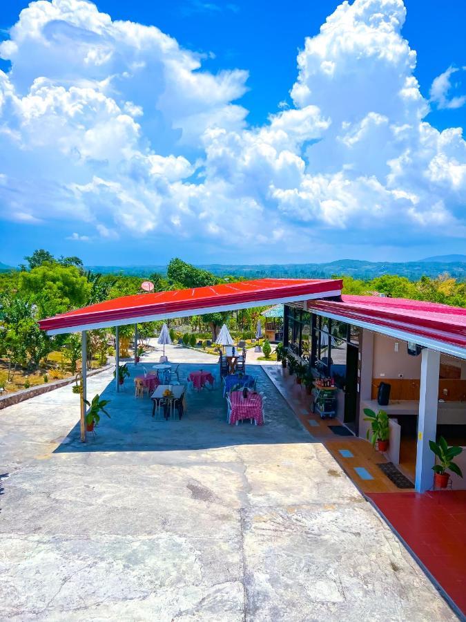 La Plumerias Moalboal Exterior foto